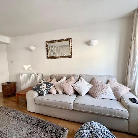 Pass The Keys 64 Church Street Characterful 2-Bed Cottage In The Heart Of Town Kingsbridge  Kültér fotó