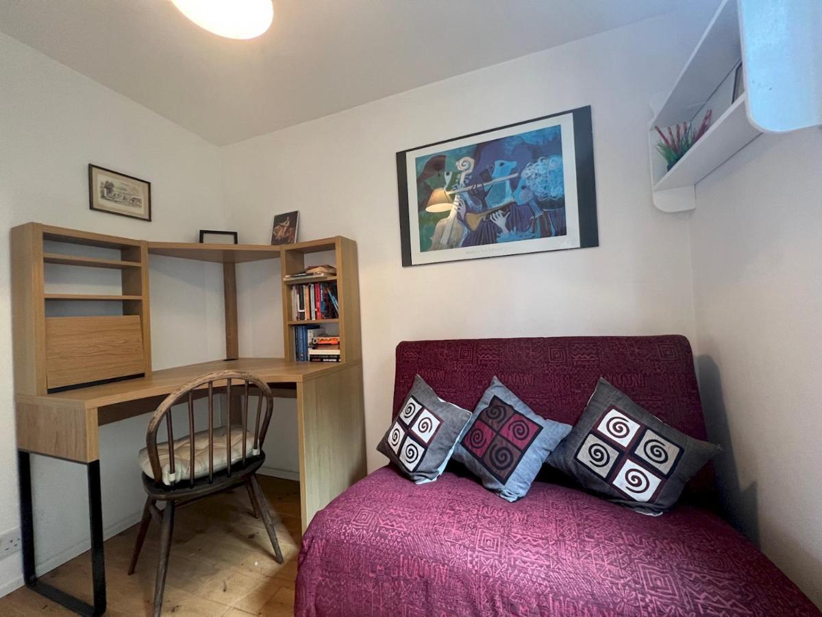Pass The Keys 64 Church Street Characterful 2-Bed Cottage In The Heart Of Town Kingsbridge  Kültér fotó