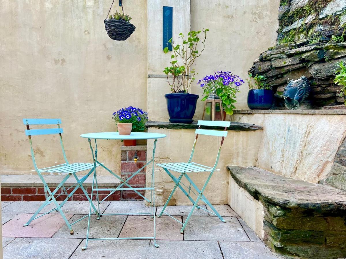 Pass The Keys 64 Church Street Characterful 2-Bed Cottage In The Heart Of Town Kingsbridge  Kültér fotó